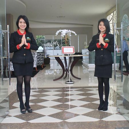 Agria Hotel Bogor Dış mekan fotoğraf